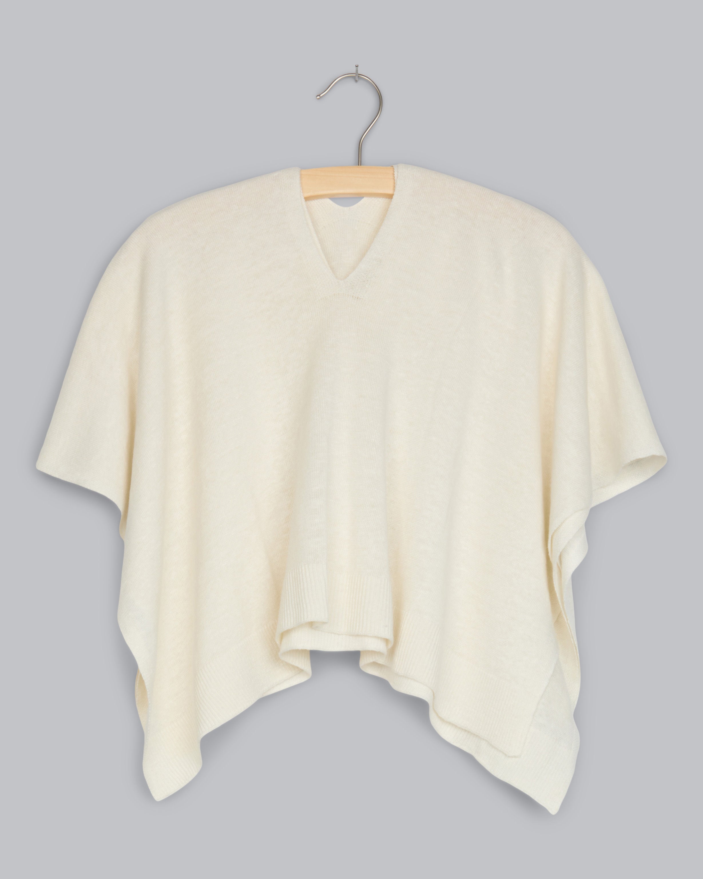 Lightweight Fine Gauge Organic Linen Serape – Eileen Fisher Renew